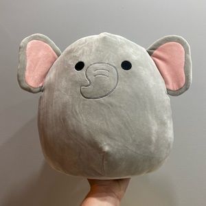 SQUISHMALLOW Mila 12”